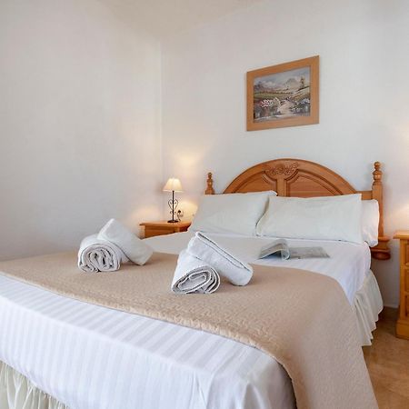 Apartamento Con Vistas Al Mar En بينالماذينا المظهر الخارجي الصورة