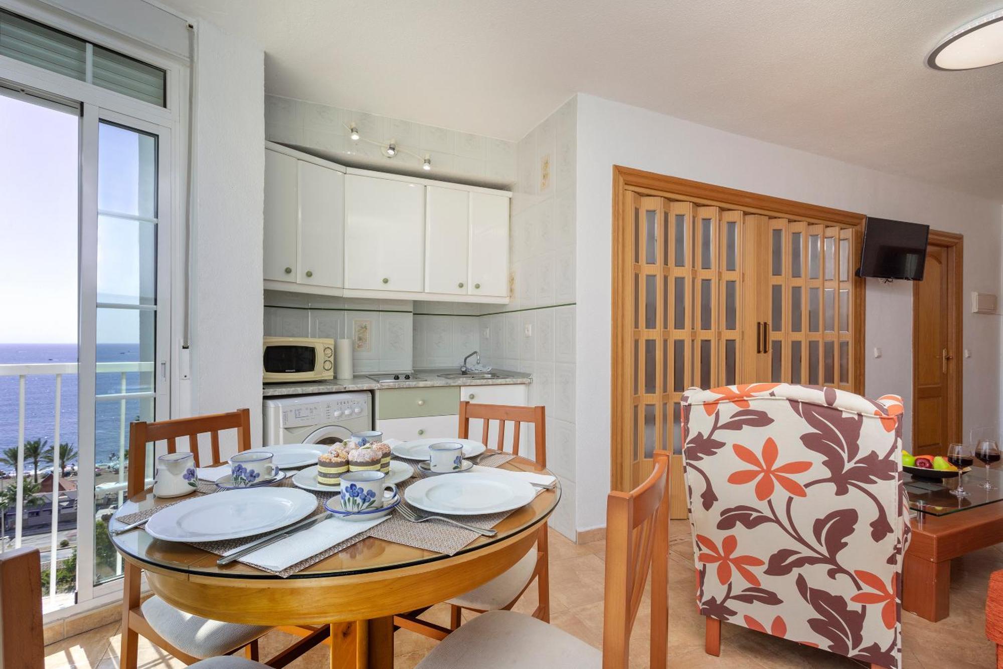 Apartamento Con Vistas Al Mar En بينالماذينا المظهر الخارجي الصورة