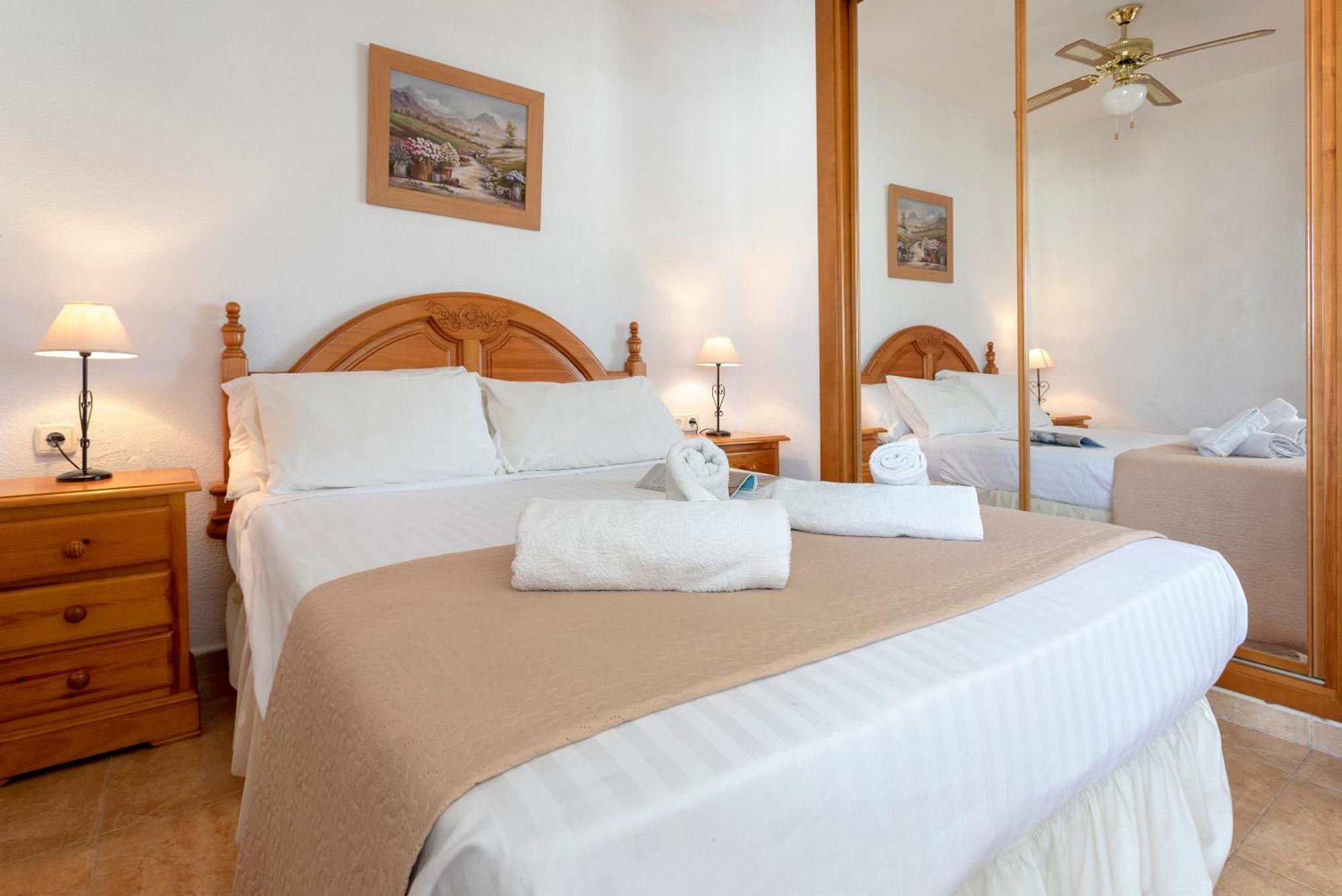 Apartamento Con Vistas Al Mar En بينالماذينا المظهر الخارجي الصورة