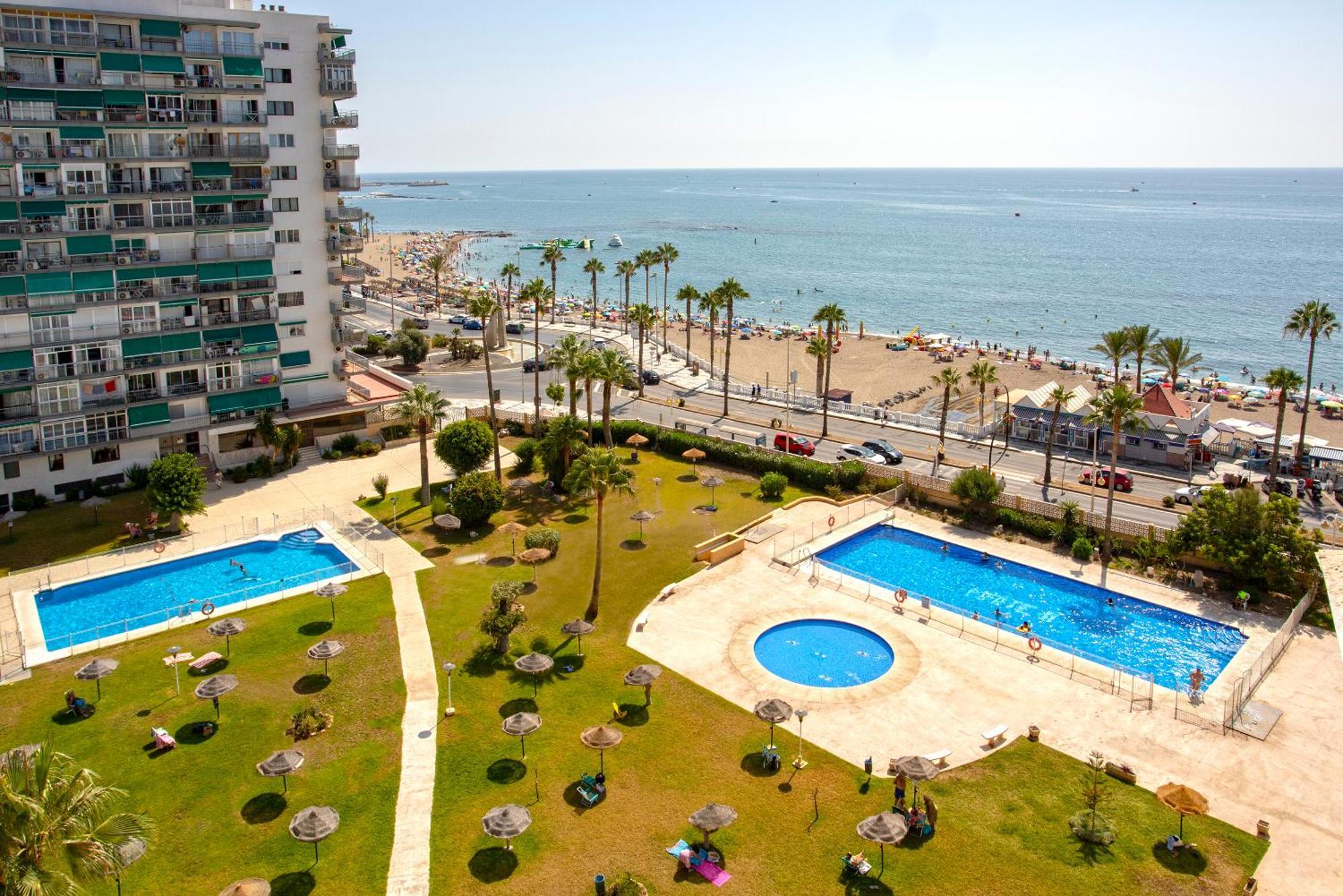 Apartamento Con Vistas Al Mar En بينالماذينا المظهر الخارجي الصورة